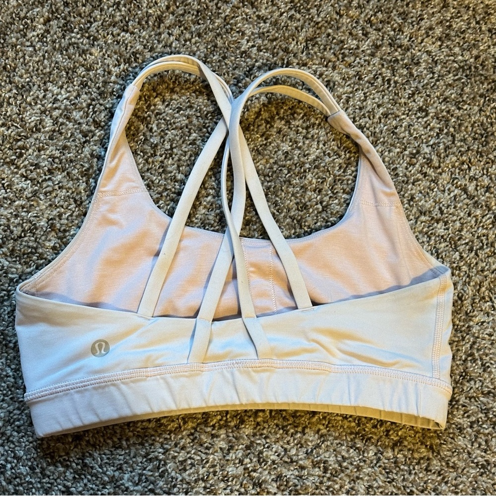Lululemon sports bra size 6
